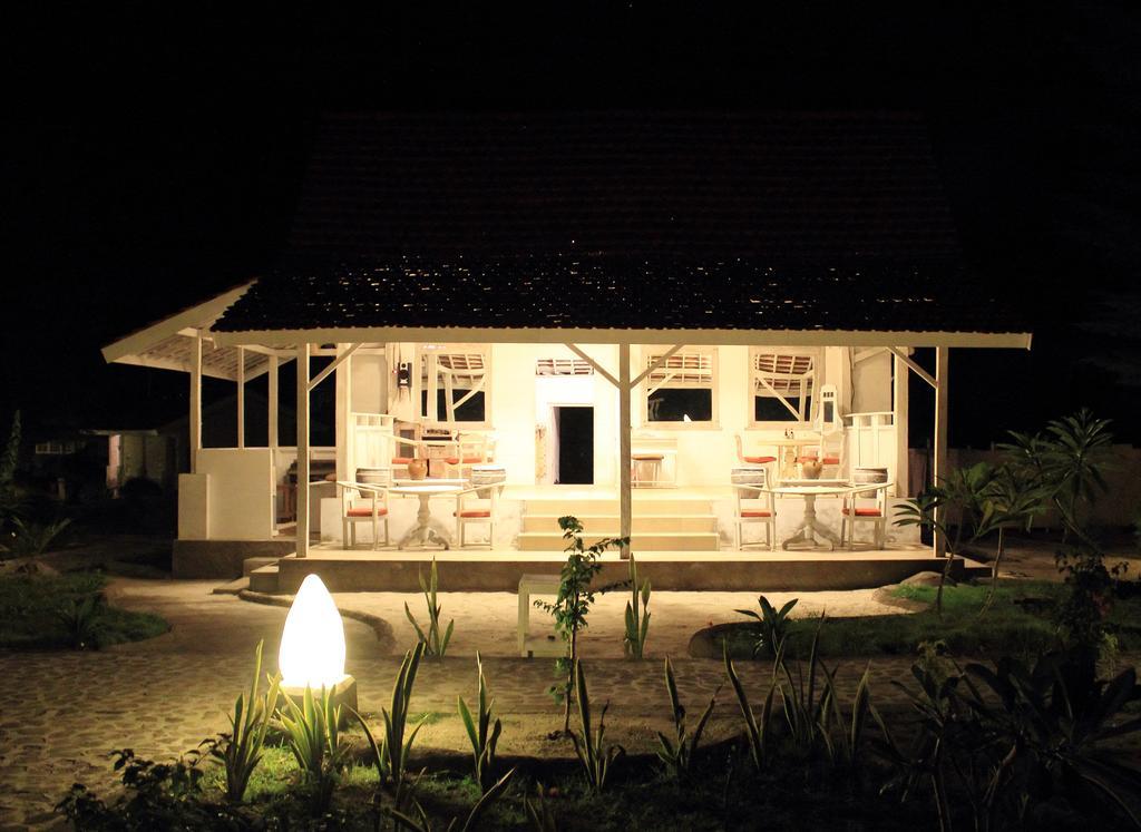 Gazebo Meno Hotell Gili Meno Eksteriør bilde